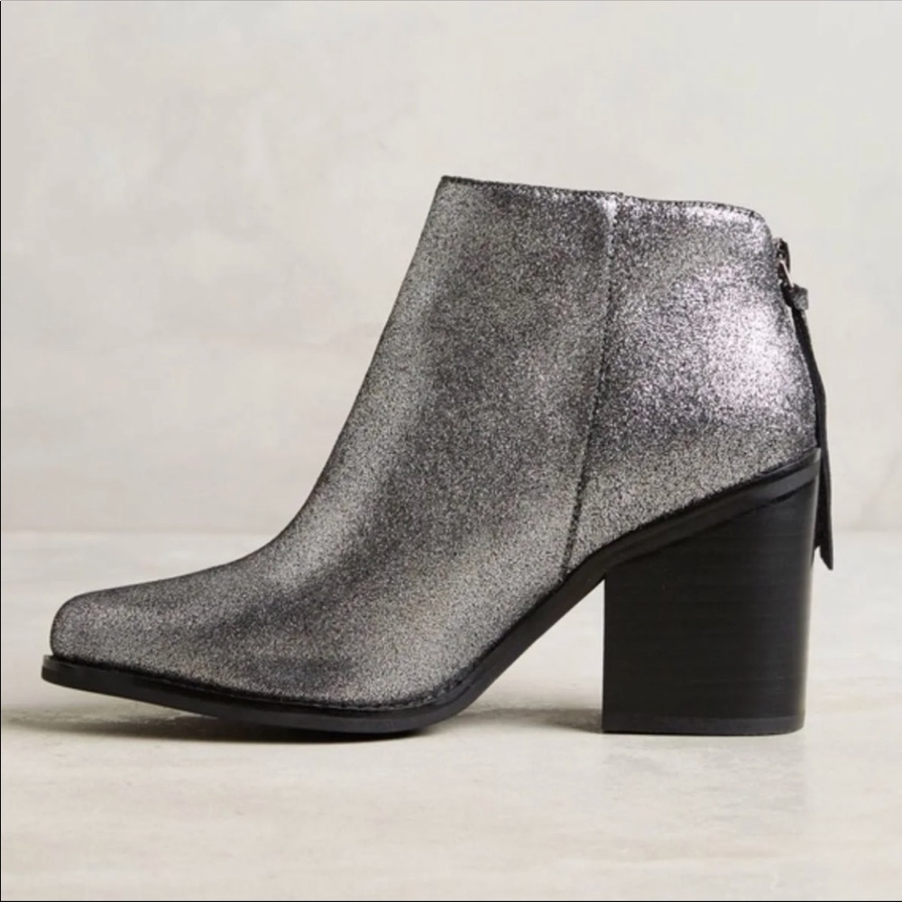 Anthropologie A over A Brook Ankle Boots Booties